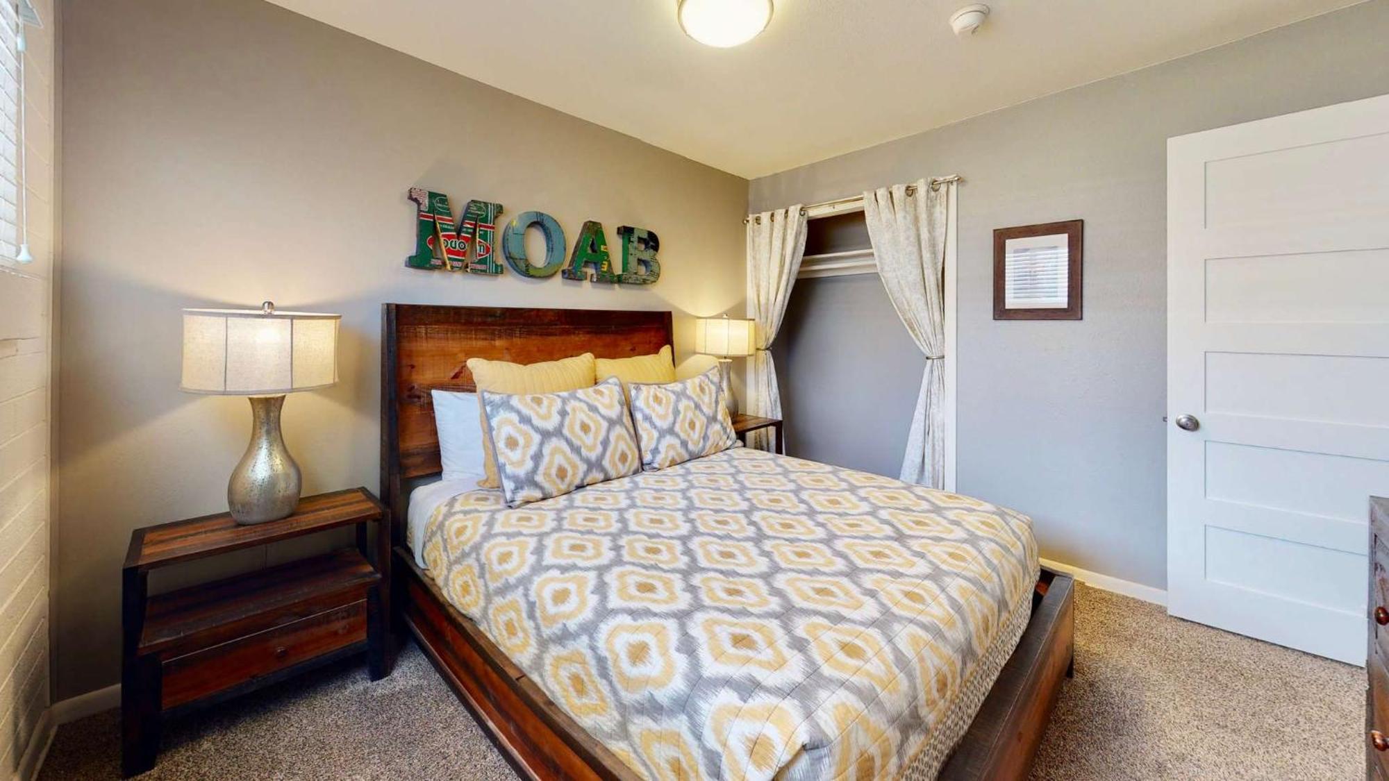 Downtown Cozy Home Base - Purple Sage 3 モアブ エクステリア 写真