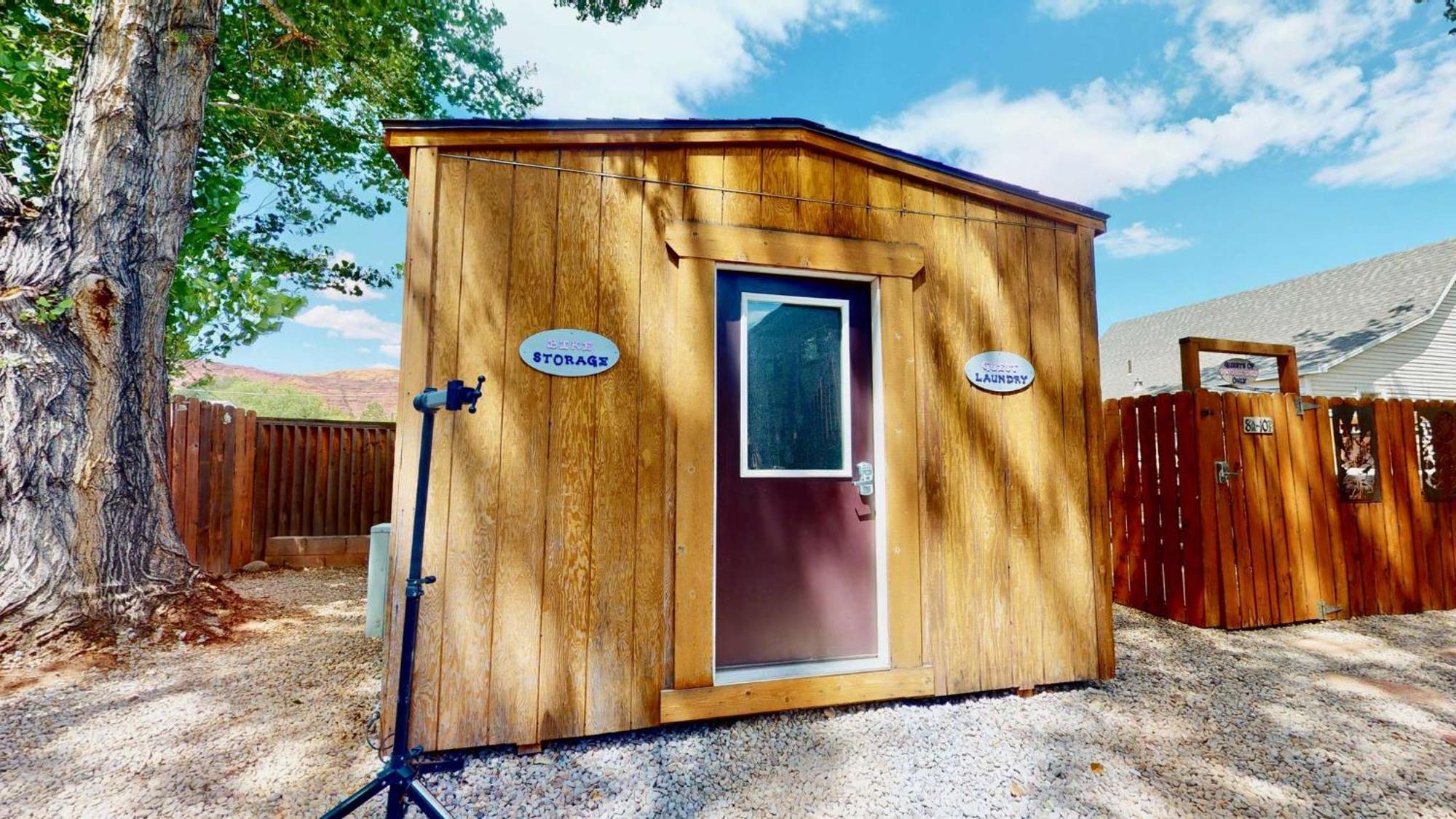 Downtown Cozy Home Base - Purple Sage 3 モアブ エクステリア 写真