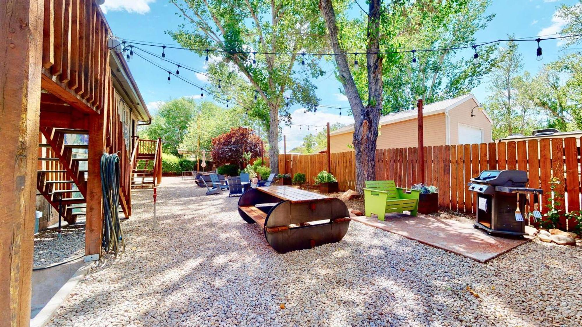 Downtown Cozy Home Base - Purple Sage 3 モアブ エクステリア 写真