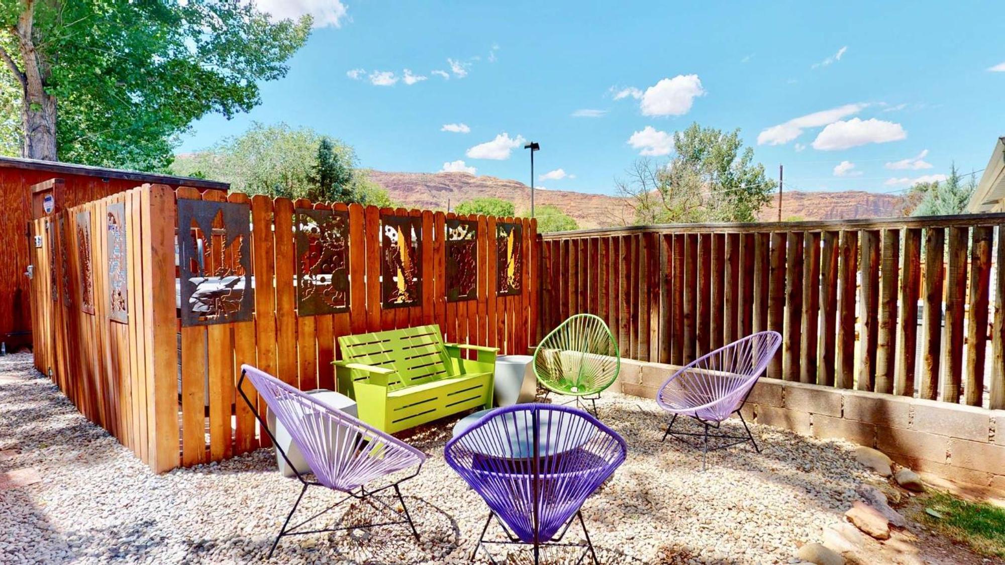 Downtown Cozy Home Base - Purple Sage 3 モアブ エクステリア 写真